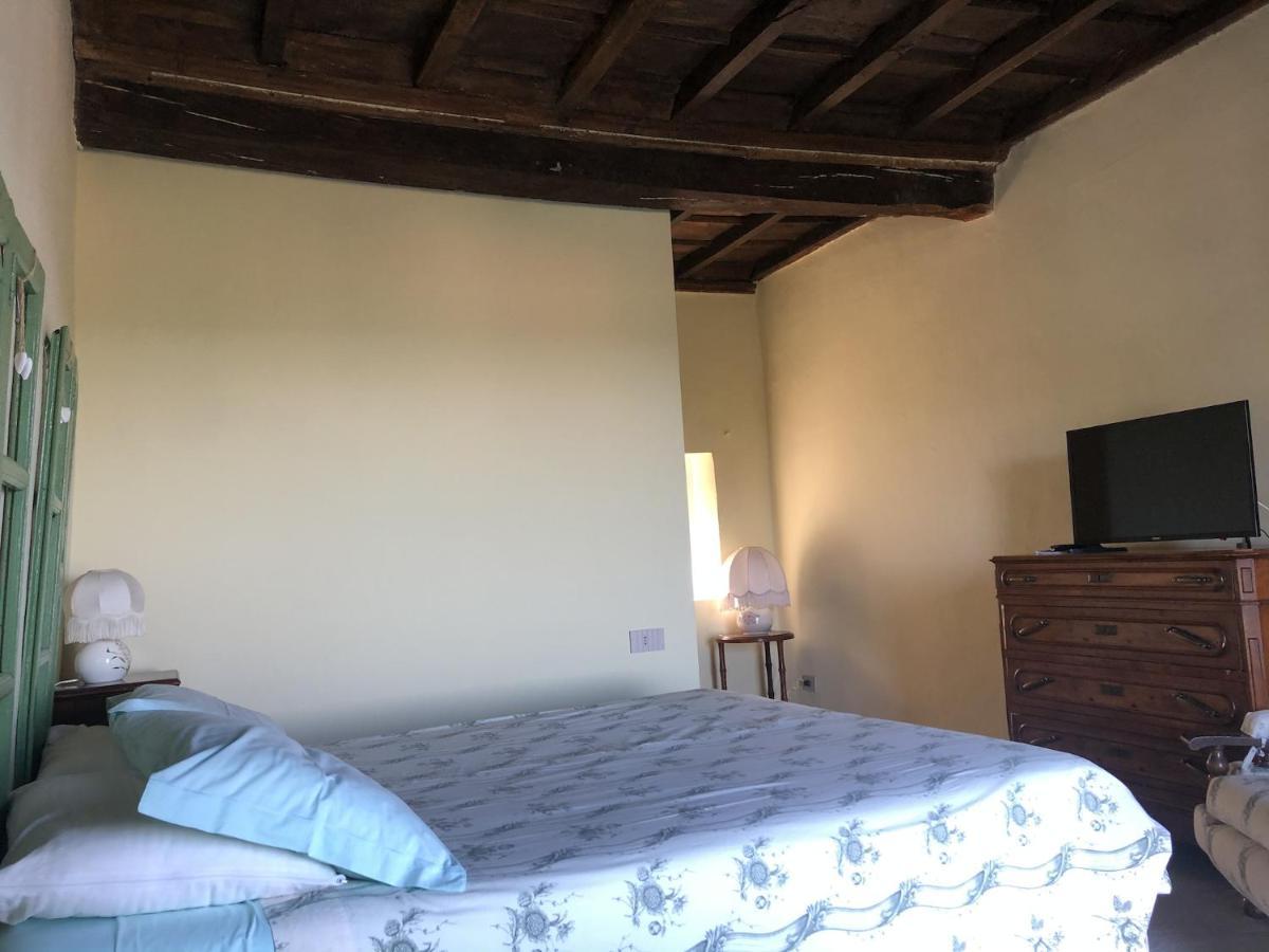 La Casa Di Pietro Hotel Cerrione Bagian luar foto