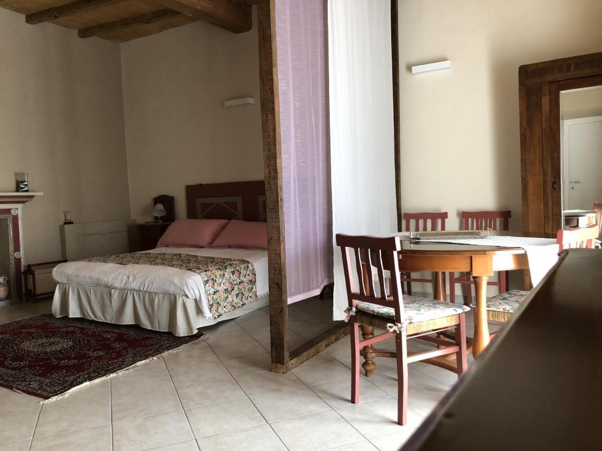 La Casa Di Pietro Hotel Cerrione Bagian luar foto