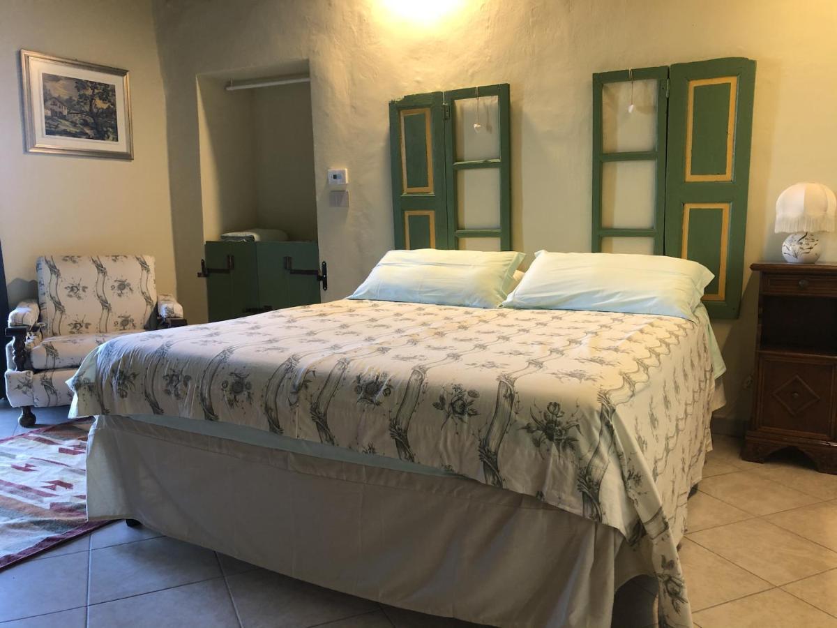 La Casa Di Pietro Hotel Cerrione Bagian luar foto