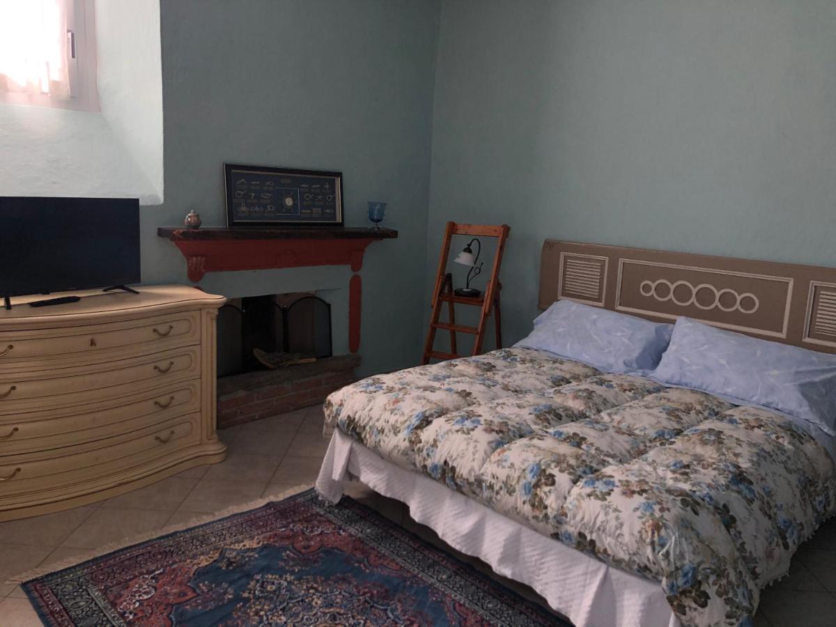 La Casa Di Pietro Hotel Cerrione Bagian luar foto