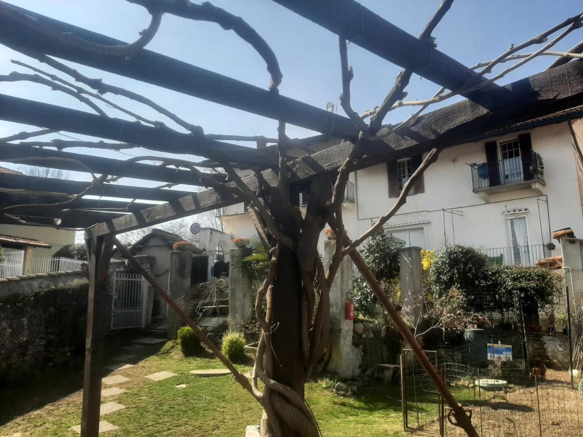 La Casa Di Pietro Hotel Cerrione Bagian luar foto