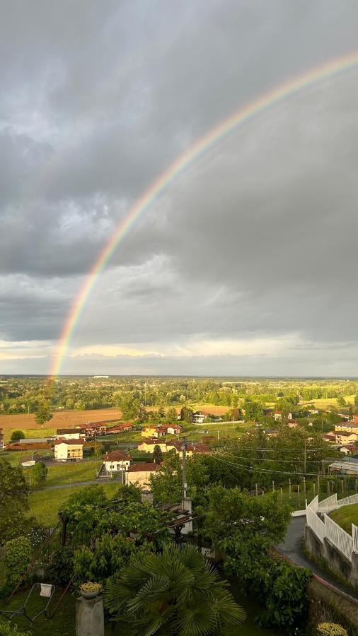 La Casa Di Pietro Hotel Cerrione Bagian luar foto