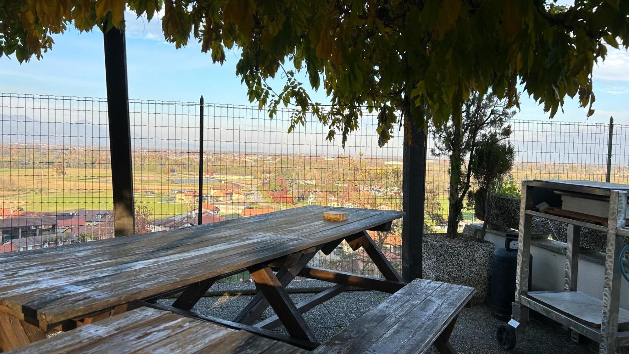 La Casa Di Pietro Hotel Cerrione Bagian luar foto